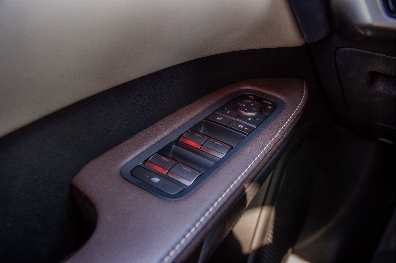 Used 2025 Lexus RX 350 FWD w/ Convenience Package image 21