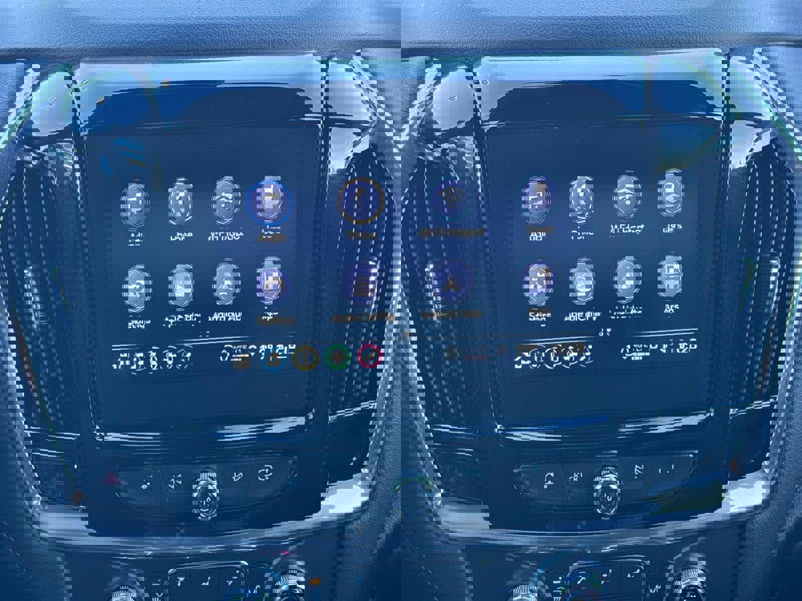 Certified 2023 Chevrolet Traverse LT image 10