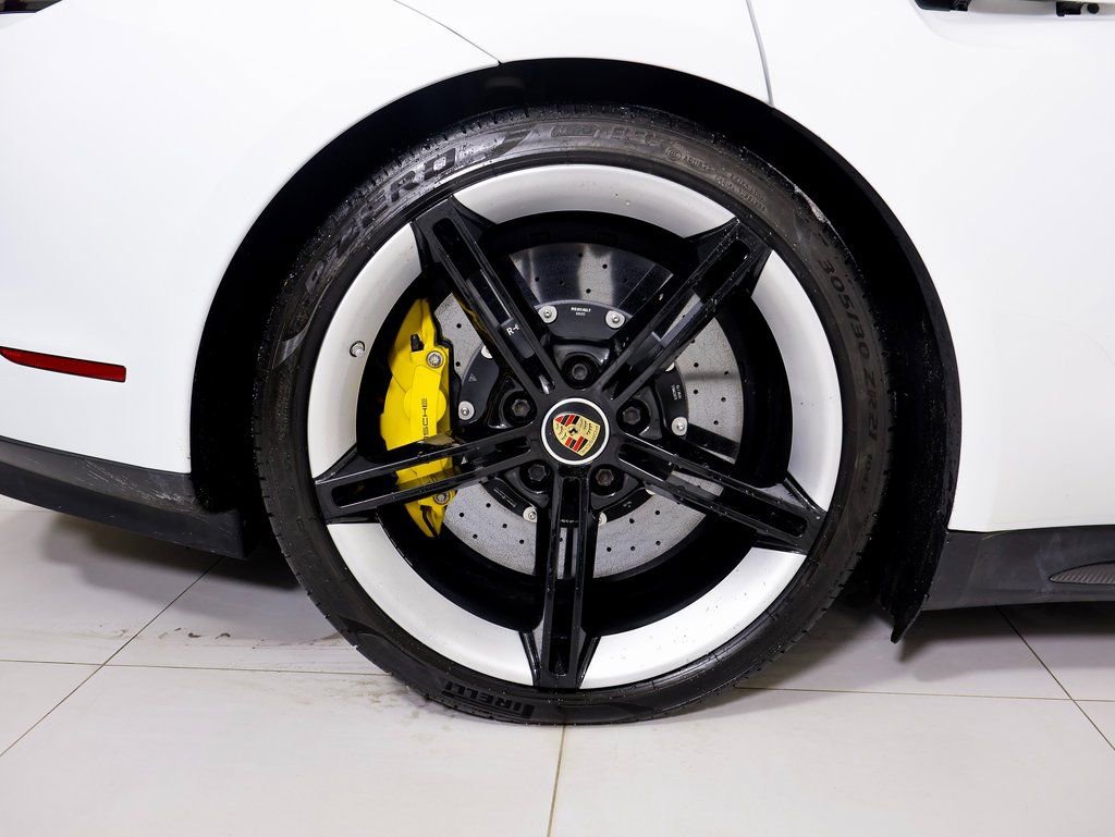 Certified 2021 Porsche Taycan Turbo S image 31