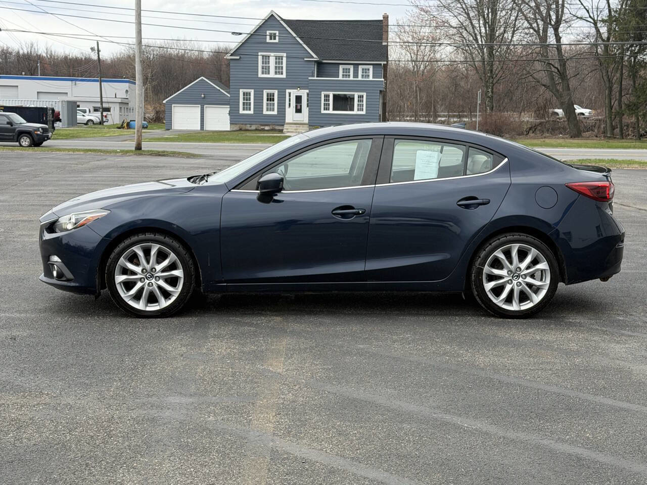 Used 2016 MAZDA MAZDA3 s Grand Touring image 11