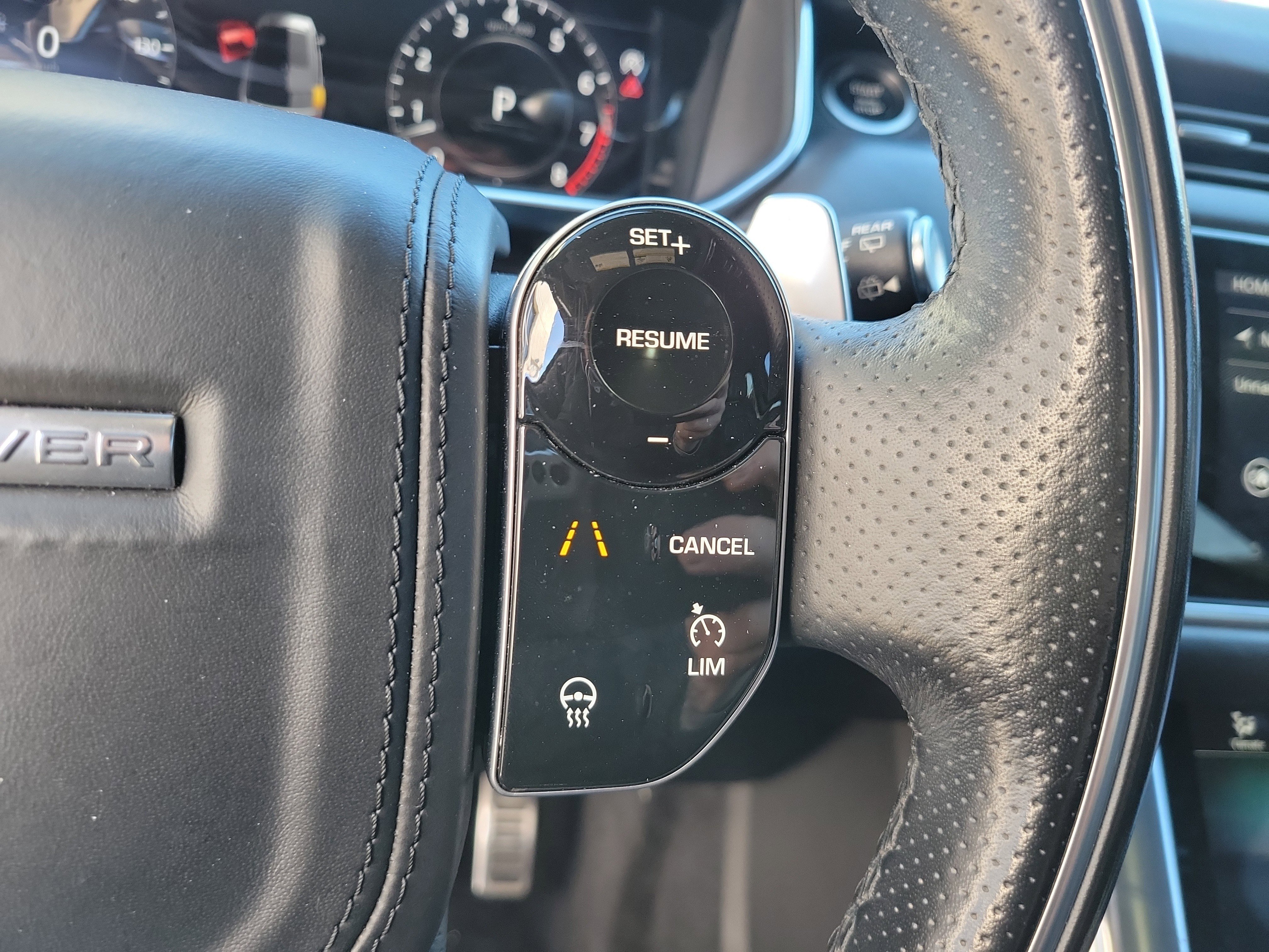 Used 2019 Land Rover Range Rover Sport HSE Dynamic image 30