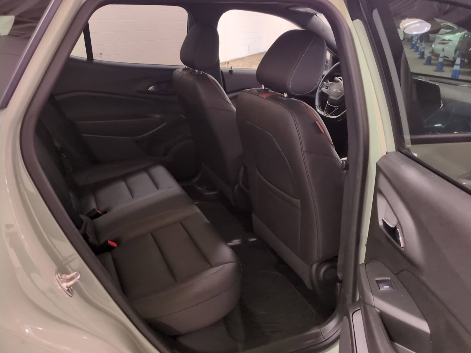 Used 2024 Chevrolet Trax RS w/ Driver Confidence Package image 12