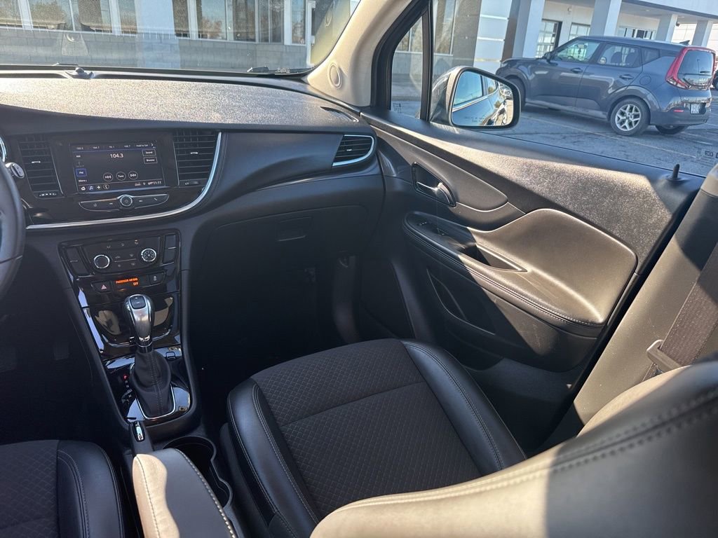 Used 2022 Buick Encore Preferred w/ Safety Package image 13