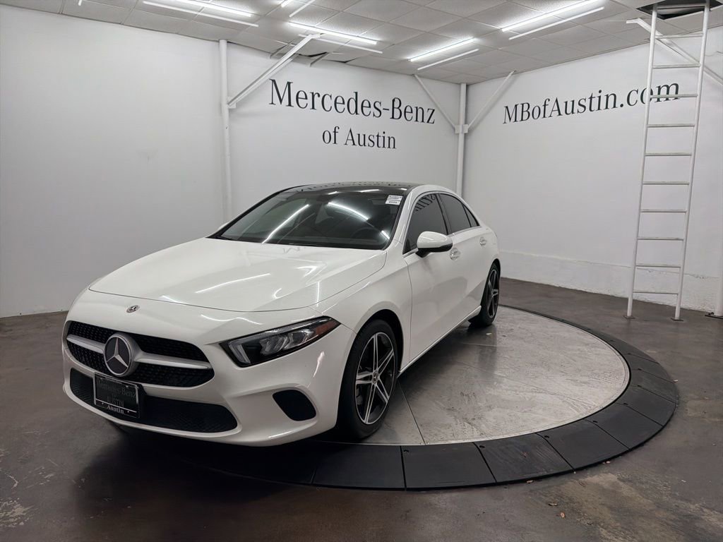 Used 2019 Mercedes-Benz A 220 image 3