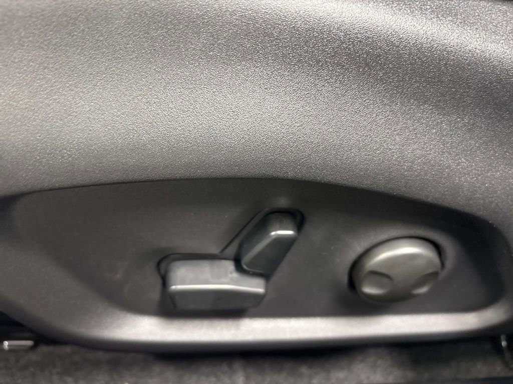 New 2026 Jeep Compass Limited image 14