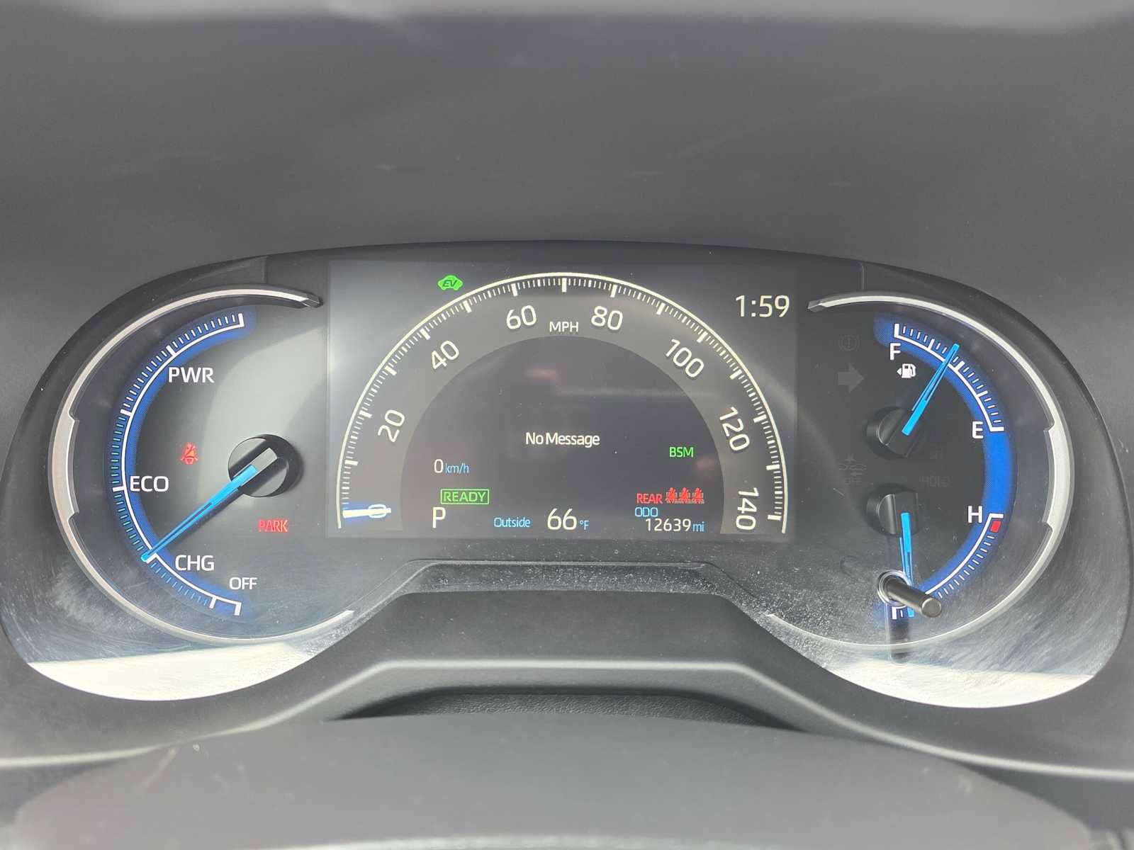 Used 2025 Toyota RAV4 XLE w/ Weather Package AWD/4WD image 27