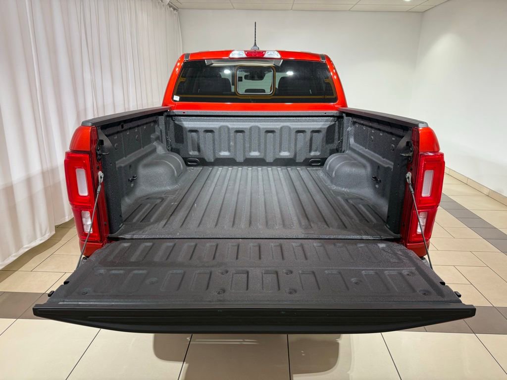 Used 2019 Ford Ranger XLT w/ Equipment Group 302A Luxury AWD/4WD image 11