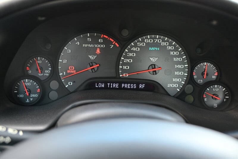 Used 1999 Chevrolet Corvette Coupe w/ Memory Pkg RWD image 36