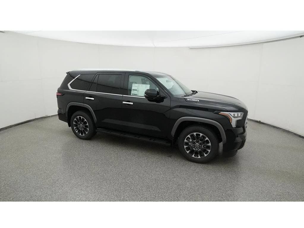 Used 2024 Toyota Sequoia Limited w/ Tow Technology Package AWD/4WD image 16