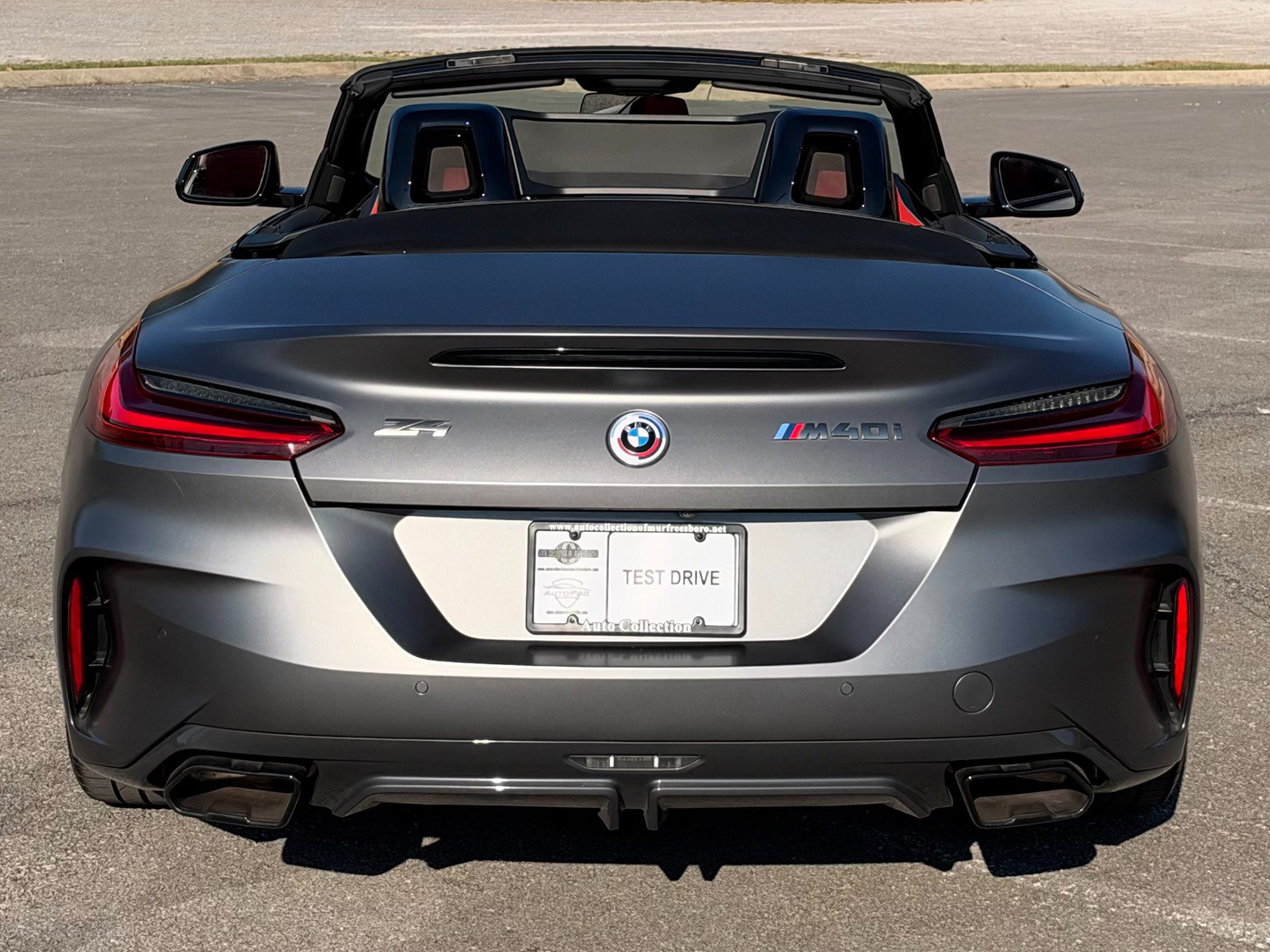 Used 2022 BMW Z4 M40i w/ Premium Package RWD image 5