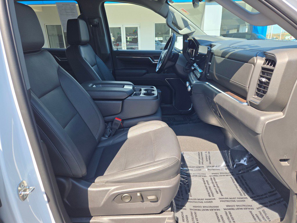 Used 2024 GMC Sierra 1500 SLT image 6