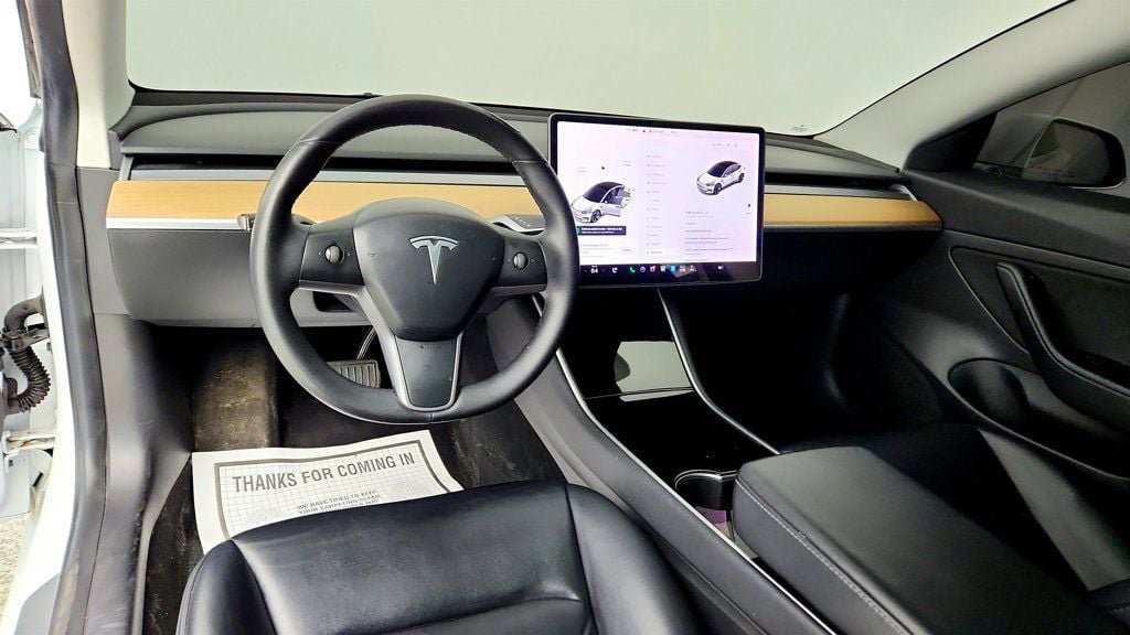 Used 2020 Tesla Model 3 Standard Range Plus RWD image 24