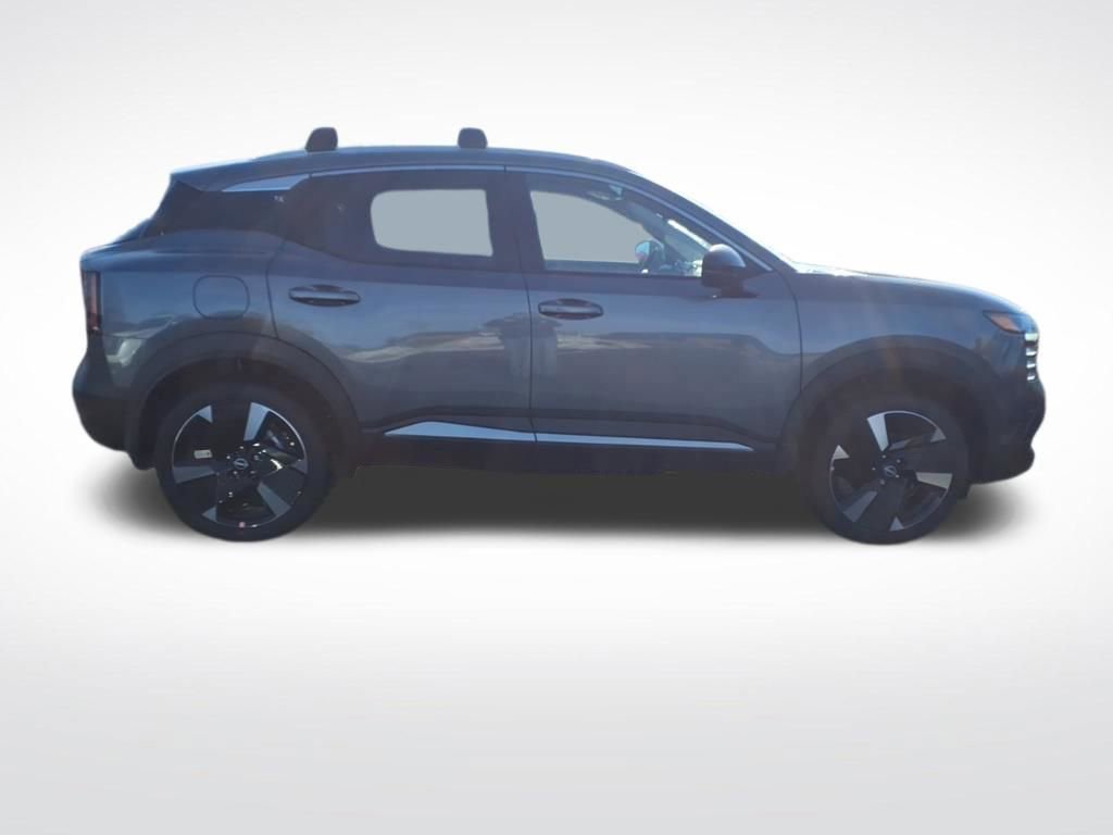 New 2026 Nissan Kicks SR image 8
