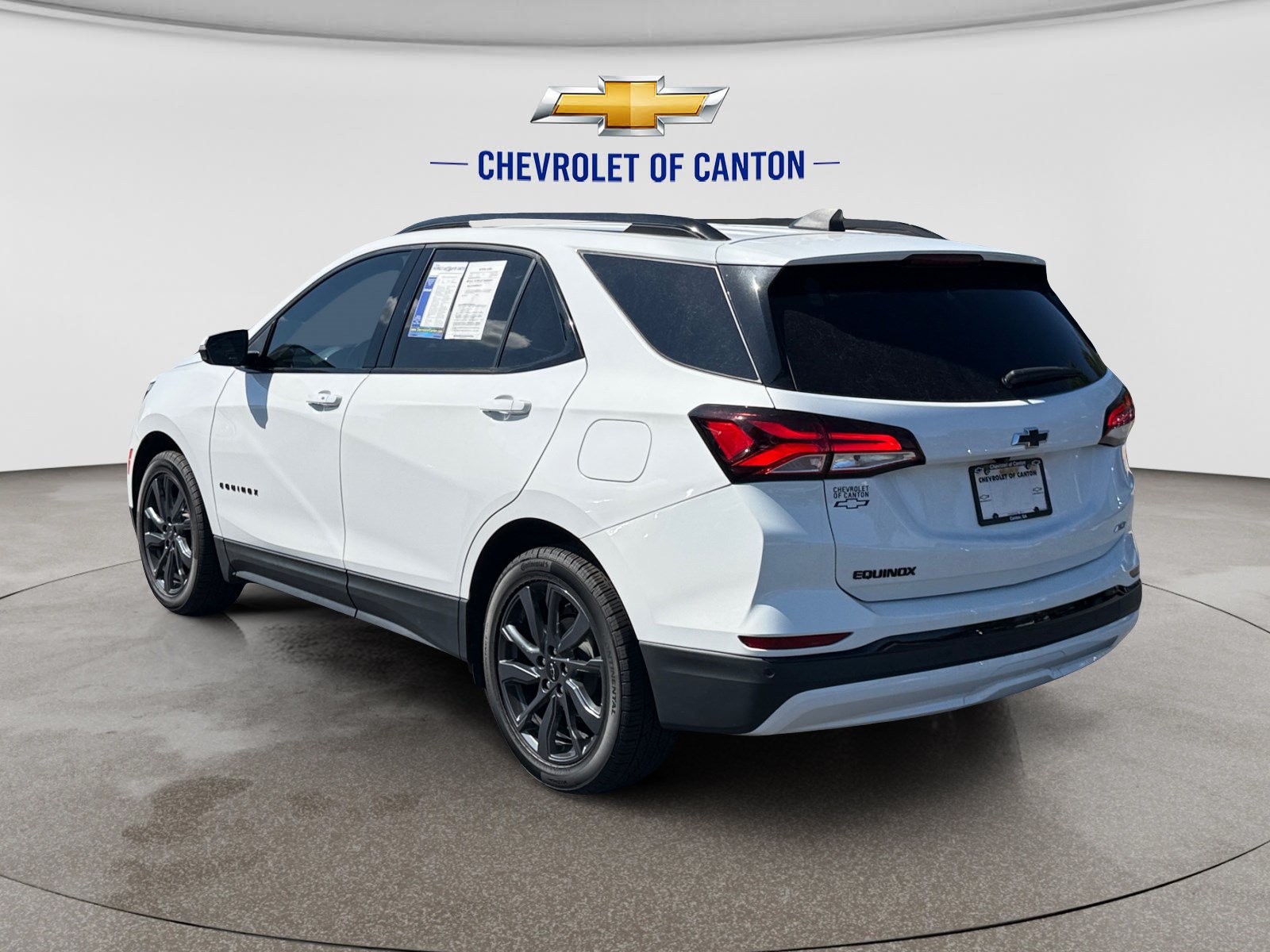 Used 2024 Chevrolet Equinox RS FWD image 7