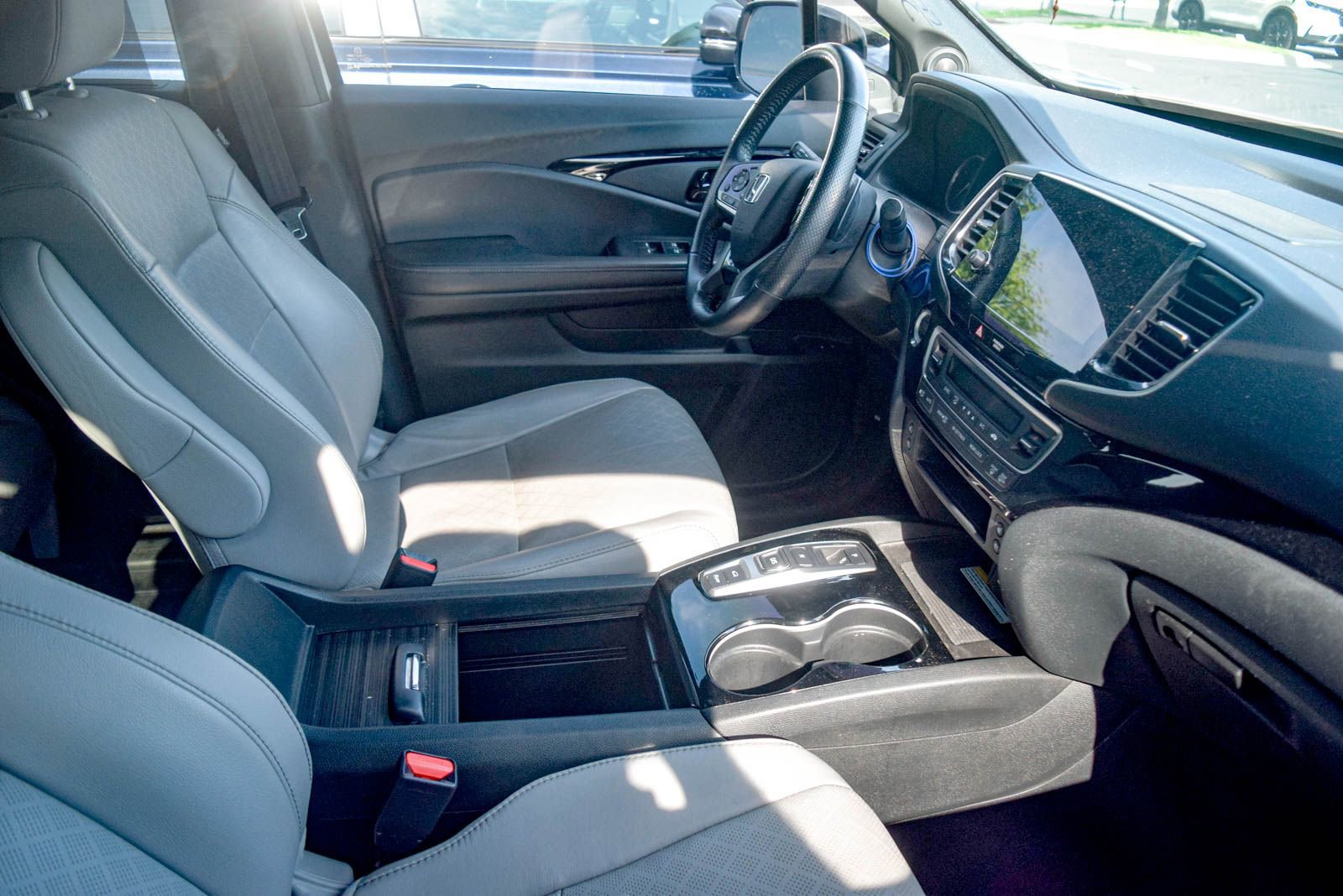Used 2022 Honda Passport Elite image 19