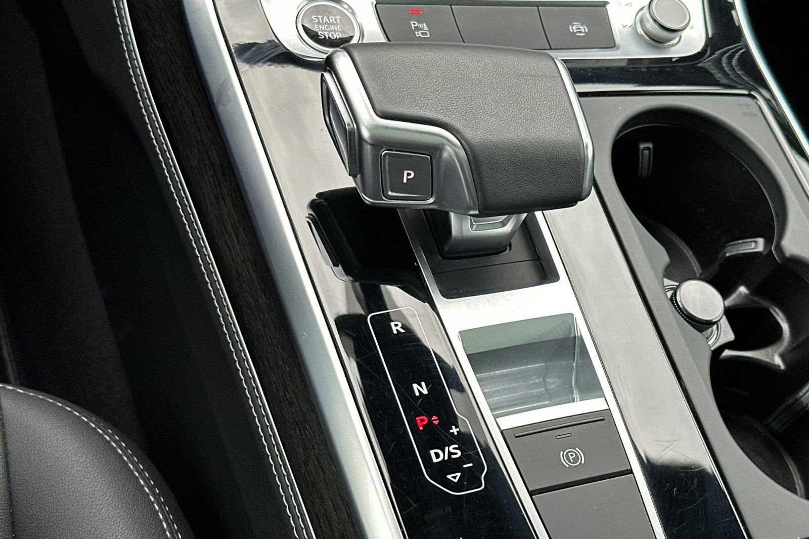 Used 2025 Audi Q7 3.0T Premium Plus image 26