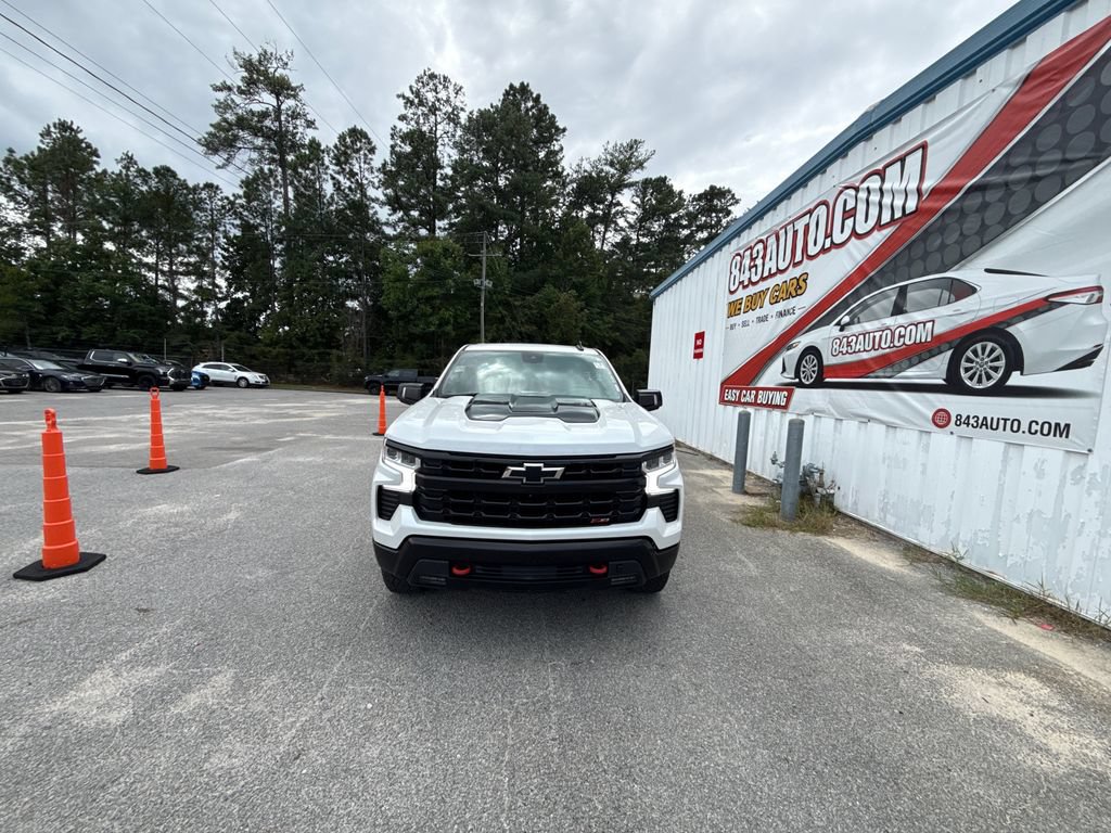 Used 2022 Chevrolet Silverado 1500 LT Trail Boss w/ Convenience Package II AWD/4WD image 3