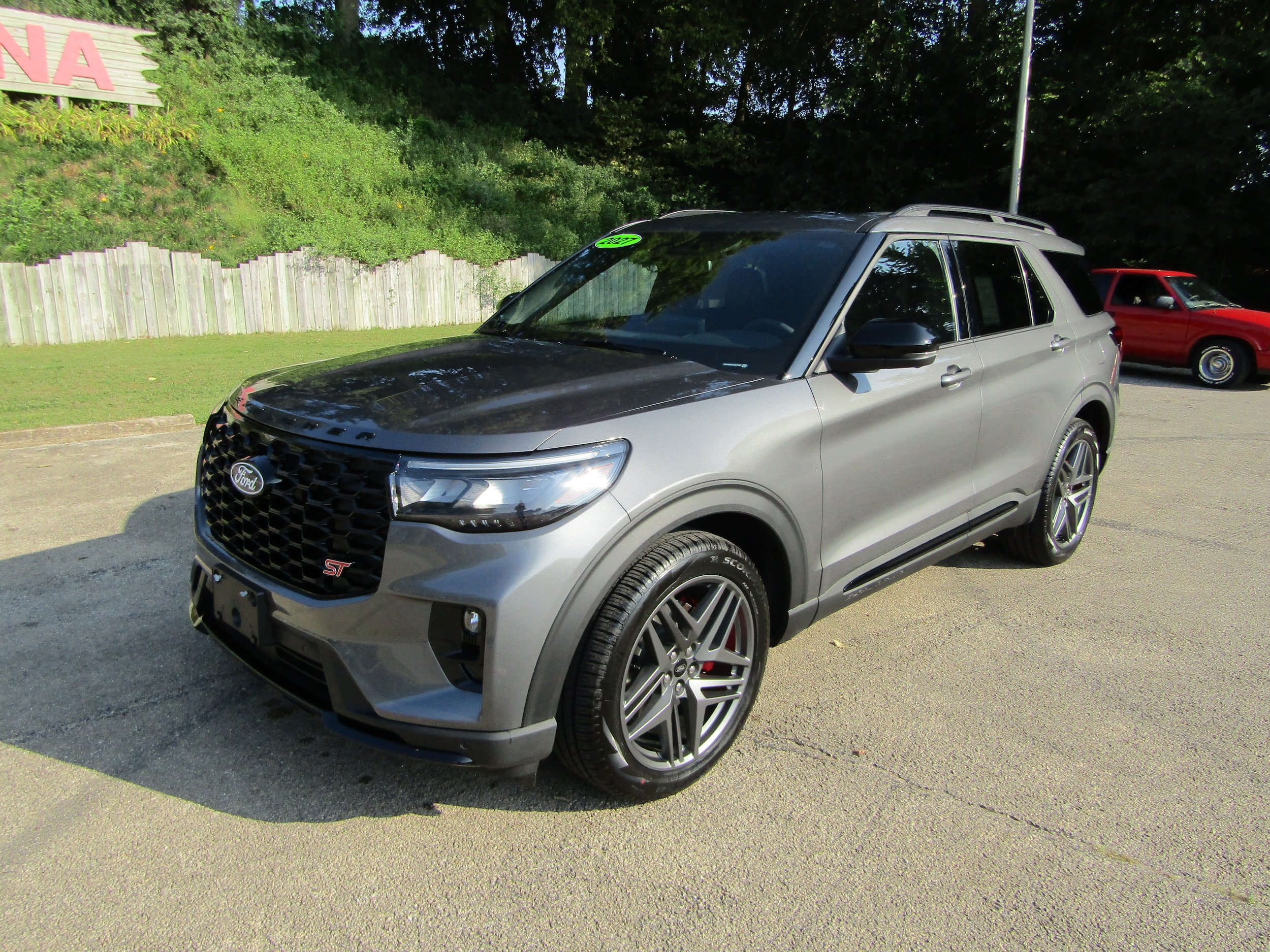 New 2027 Ford Explorer ST w/ Sun And Sound Package AWD/4WD image 8