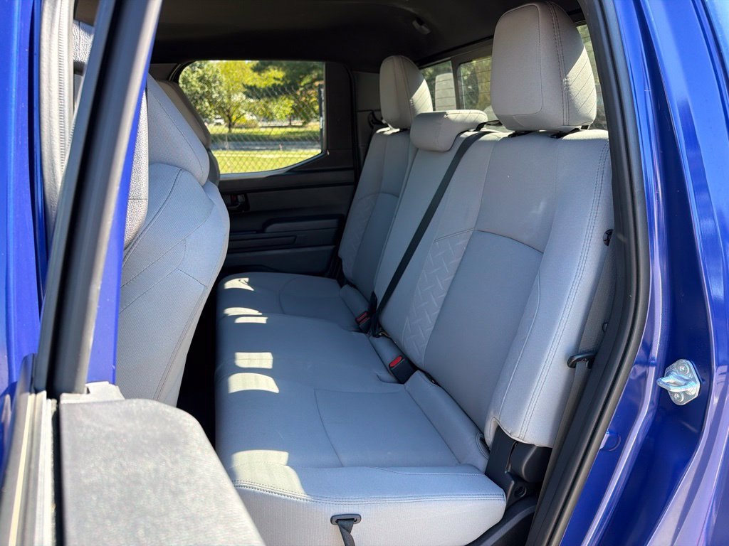 Used 2024 Toyota Tacoma SR5 AWD/4WD image 19