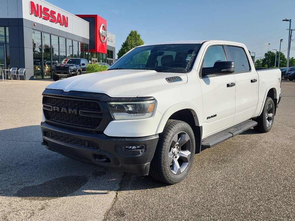 Used 2023 RAM 1500 Big Horn AWD/4WD image 3