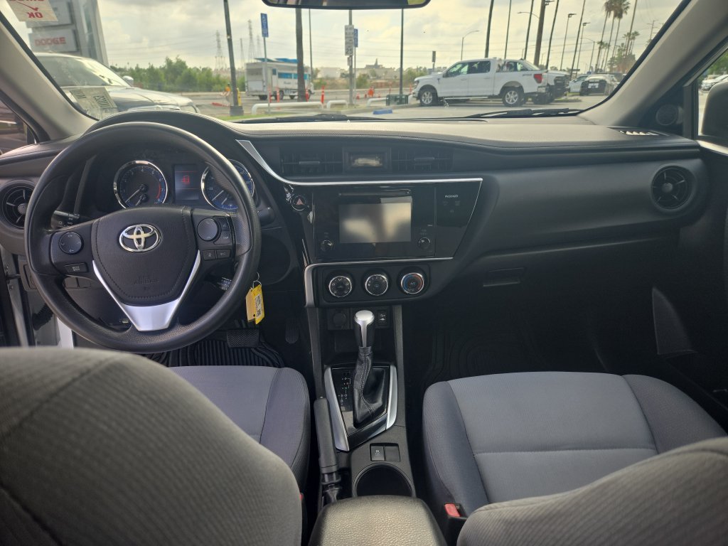 Used 2017 Toyota Corolla L w/ Carpet Mat Package (TMS) FWD image 12