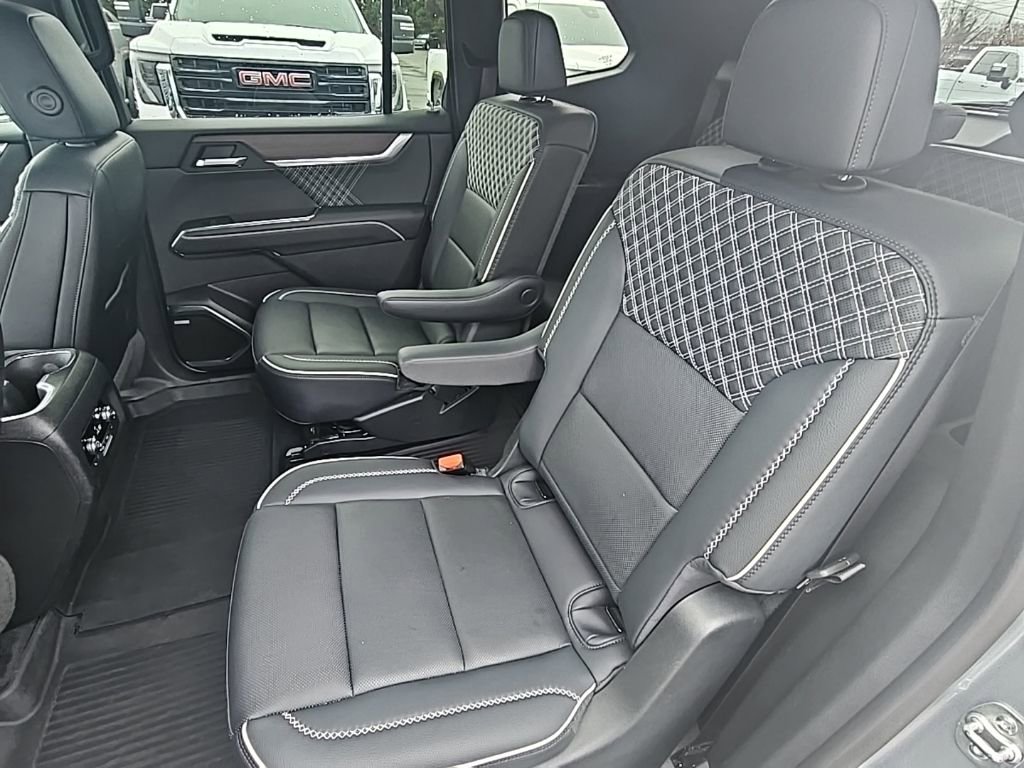 Certified 2024 GMC Acadia Denali w/ LPO, Floor Liner Package AWD/4WD image 19