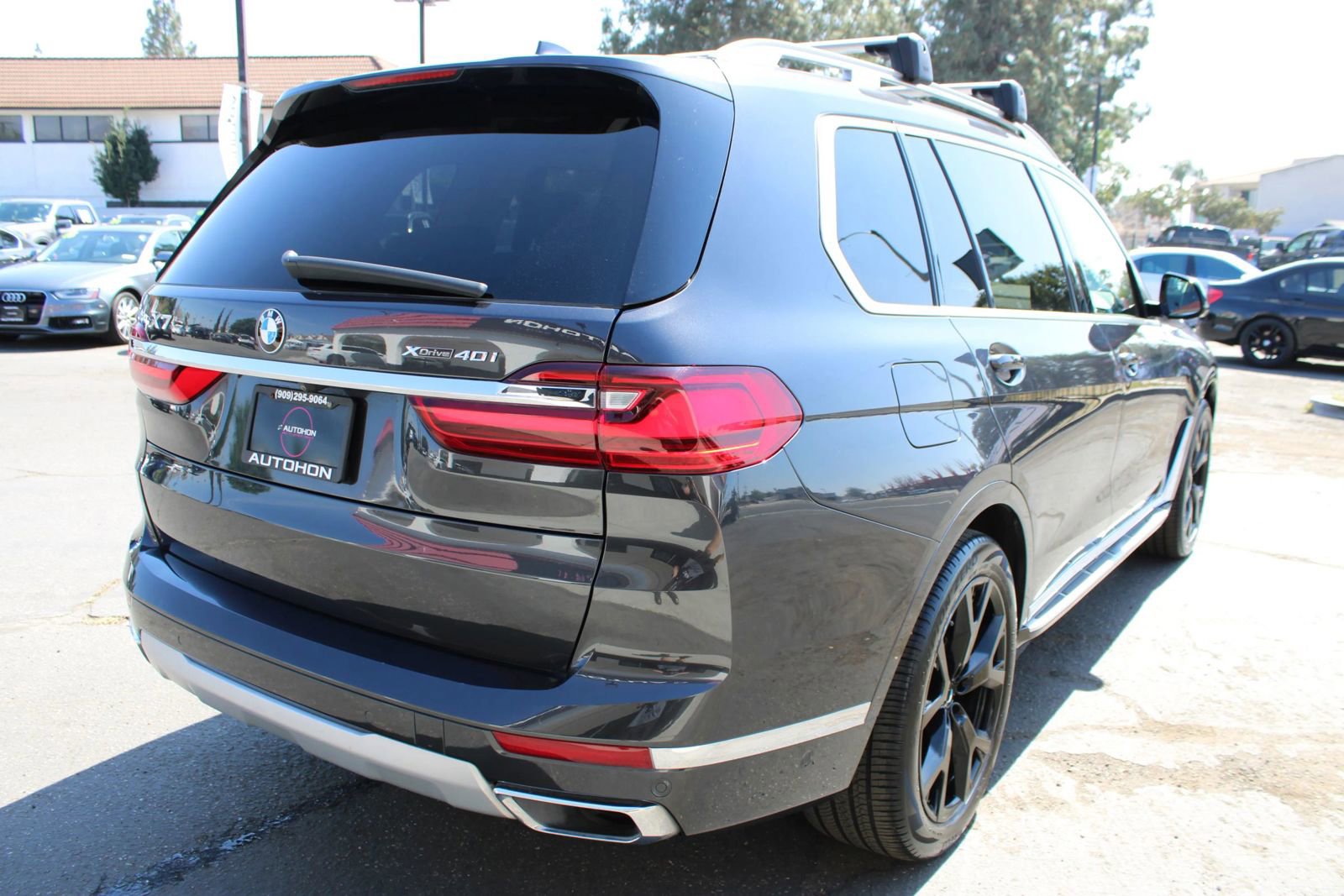 Used 2022 BMW X7 xDrive40i w/ Premium Package image 48