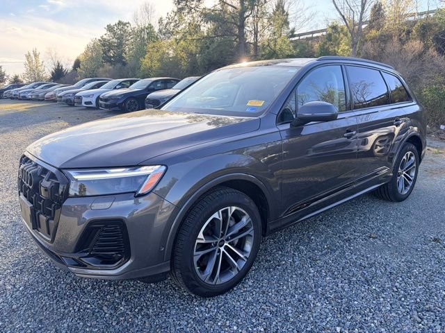 Certified 2025 Audi Q7 2.0T Premium Plus w/ Premium Plus Package AWD/4WD image 1