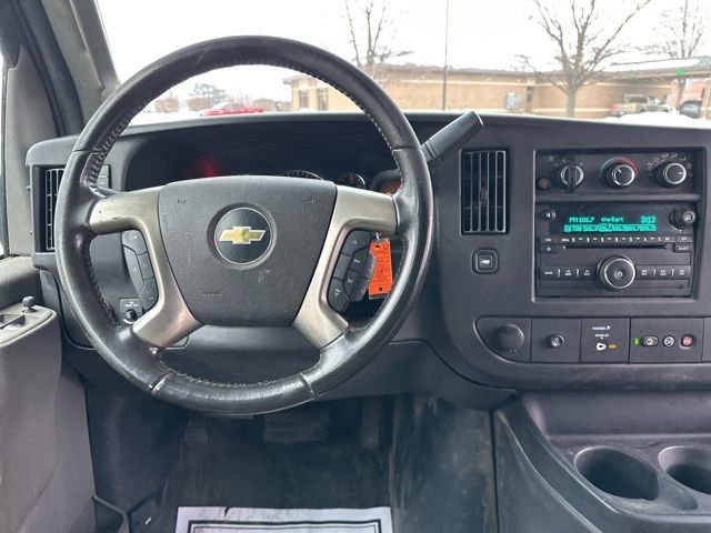 Used 2016 Chevrolet Express 2500 image 8