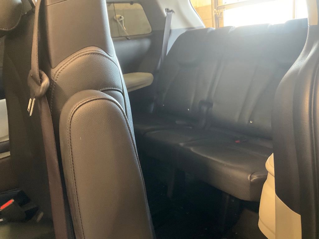 Used 2023 Kia Carnival SX Prestige image 35