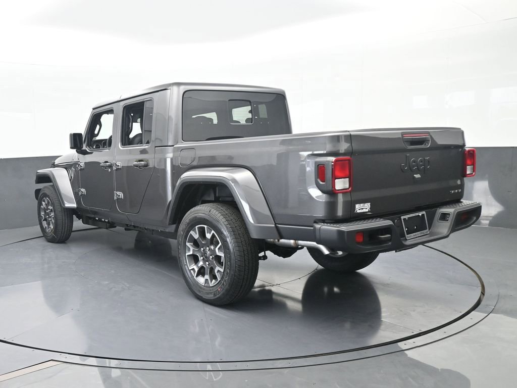 New 2026 Jeep Gladiator Sahara image 4