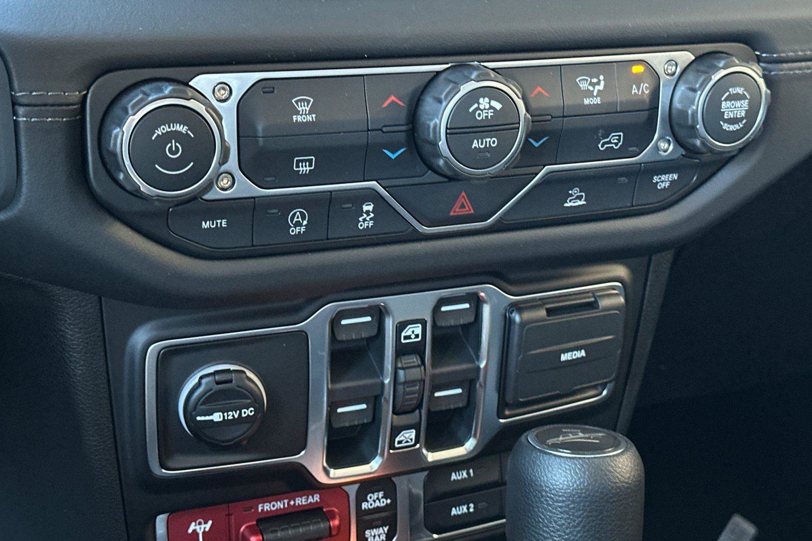 New 2026 Jeep Gladiator Rubicon image 16