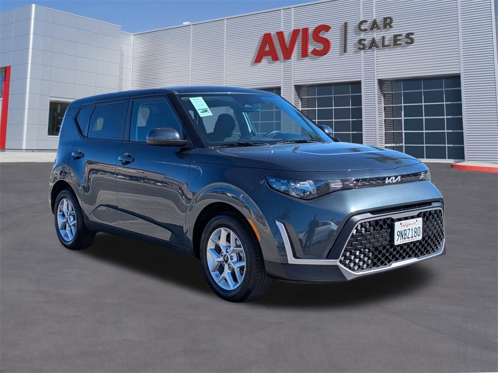 Used 2024 Kia Soul LX w/ Option Group 015 image 3