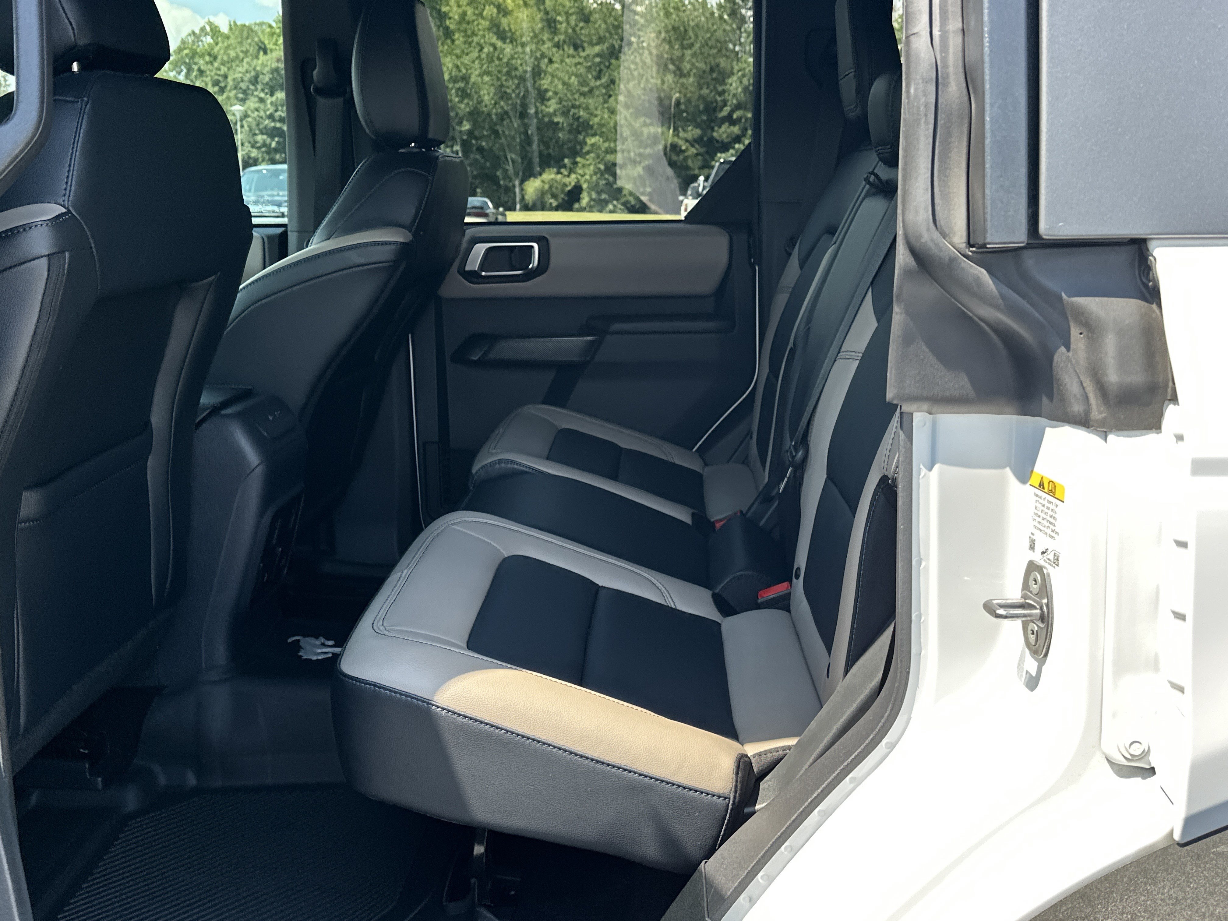 Used 2024 Ford Bronco Wildtrak AWD/4WD image 15
