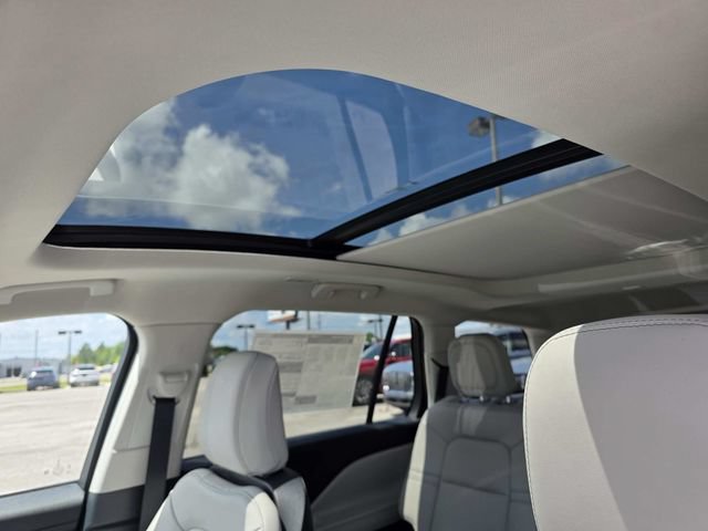 New 2026 Lincoln Aviator 2WD image 9