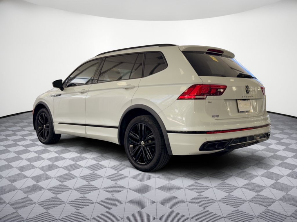 Used 2022 Volkswagen Tiguan SE R-Line FWD image 3