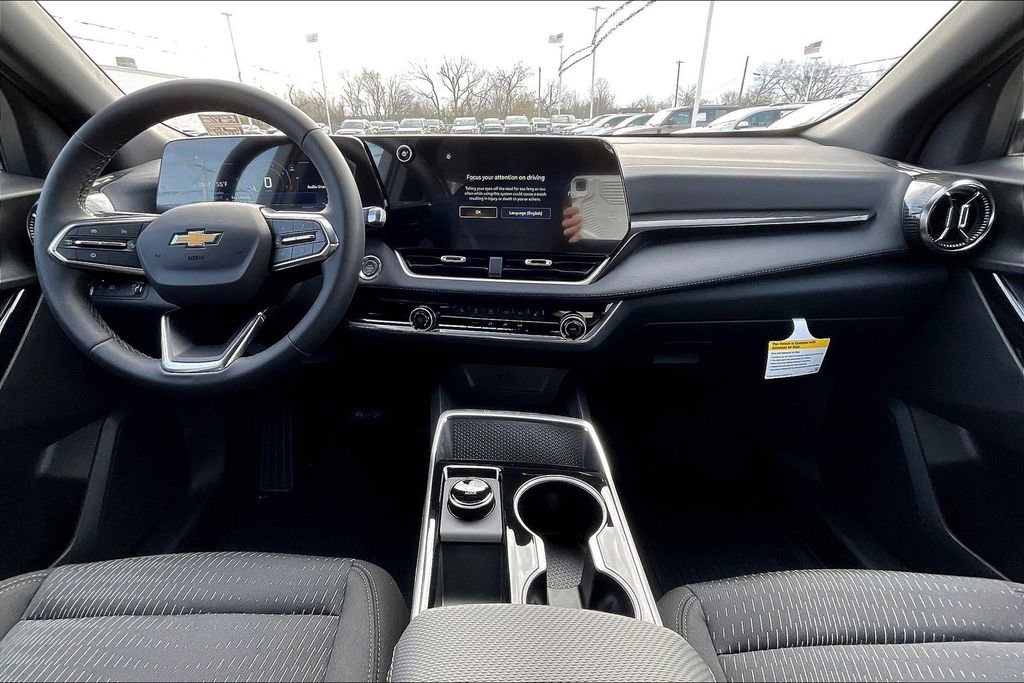 New 2026 Chevrolet Equinox LT w/ Safety and Technology Package image 5