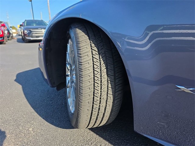 Used 2007 Cadillac XLR image 37