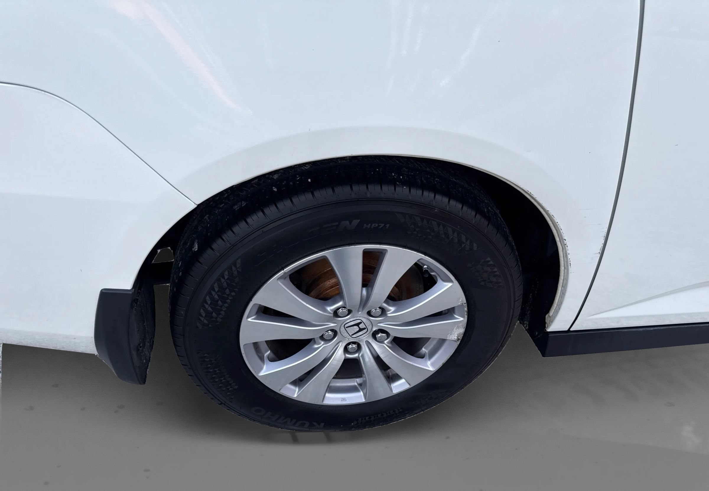 Used 2015 Honda Odyssey EX-L image 23