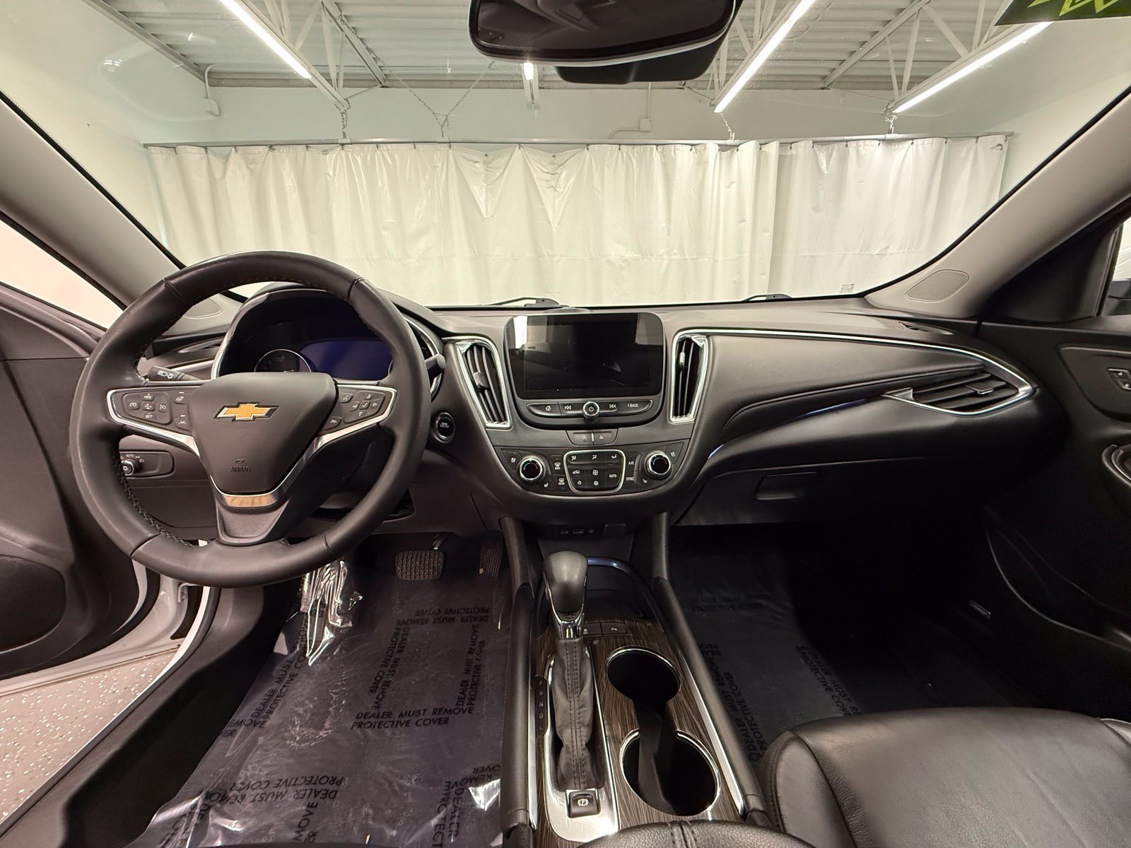 Used 2024 Chevrolet Malibu LT FWD image 17