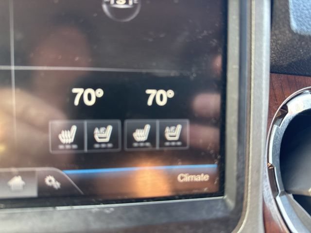 Used 2015 Ford F250 King Ranch w/ FX4 Off-Road Package AWD/4WD image 45
