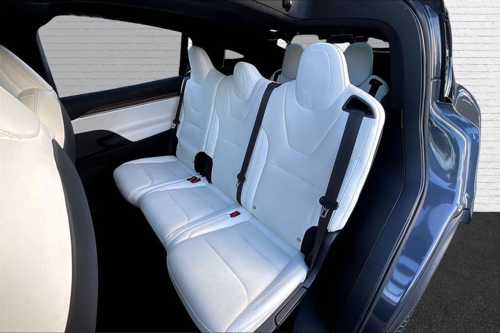 Used 2022 Tesla Model X AWD/4WD image 21