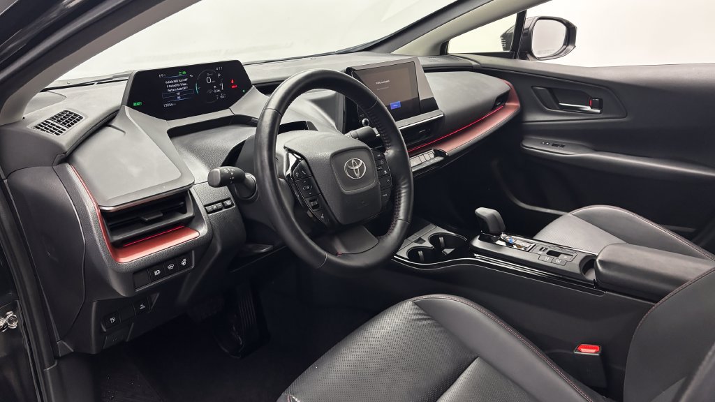 Certified 2023 Toyota Prius Prime FWD image 13