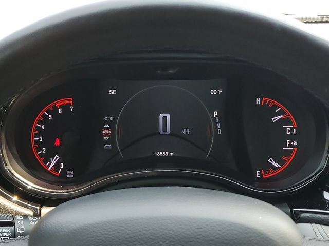 Certified 2022 Dodge Durango R/T w/ Blacktop Package RWD image 29