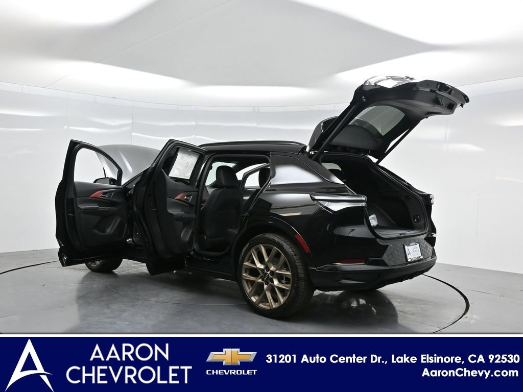 New 2026 Chevrolet Equinox EV RS FWD image 40