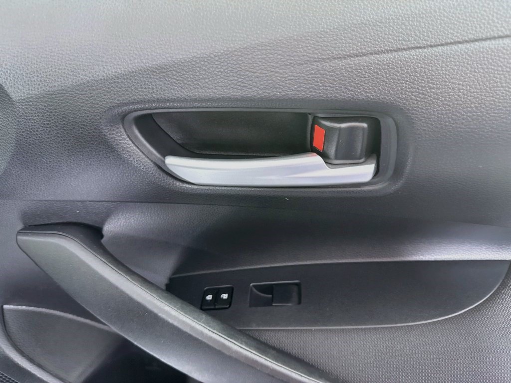 Used 2021 Toyota Corolla LE FWD image 29