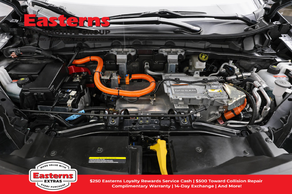 Used 2023 Nissan Ariya AWD image 8
