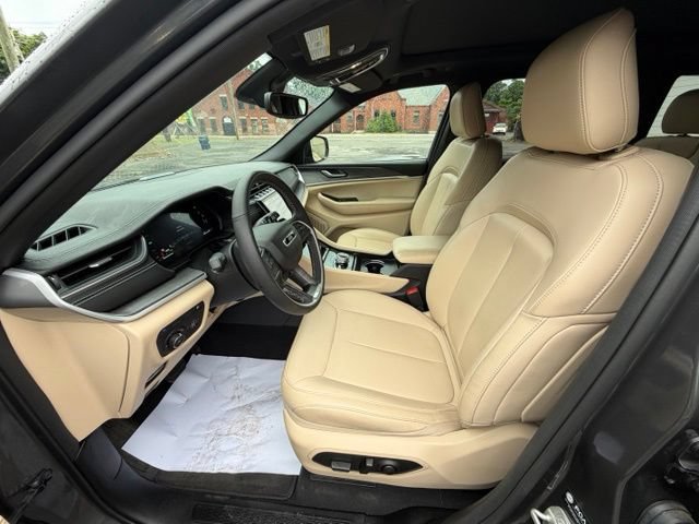 Used 2024 Jeep Grand Cherokee Limited 4xe AWD/4WD image 10