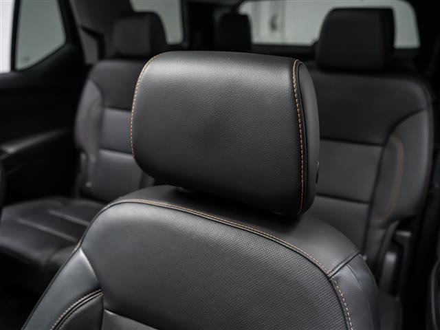 Used 2020 Chevrolet Traverse Premier w/ Redline Edition FWD image 19