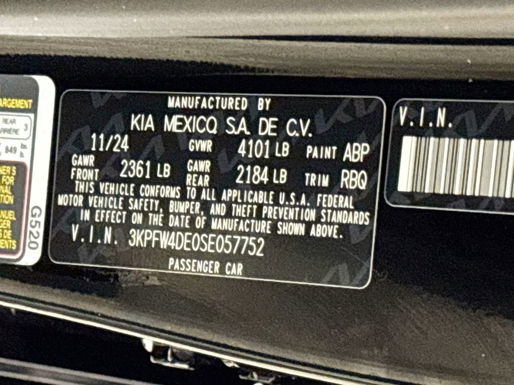 Certified 2025 Kia K4 GT-Line image 26